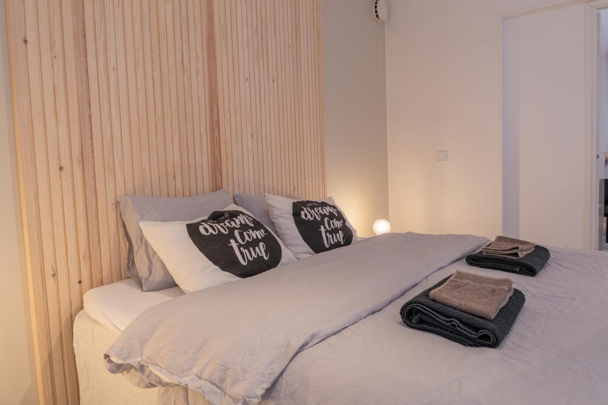 Arctic City Apartment โรวานิเอมิ ภายนอก รูปภาพ